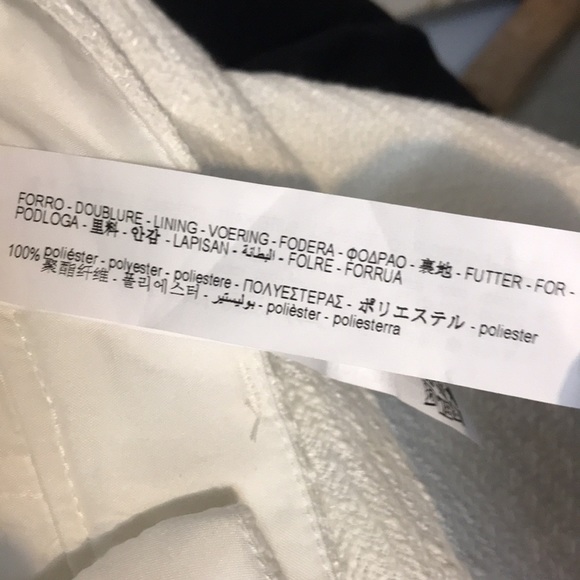 Sara Short - Picture 6 of 6